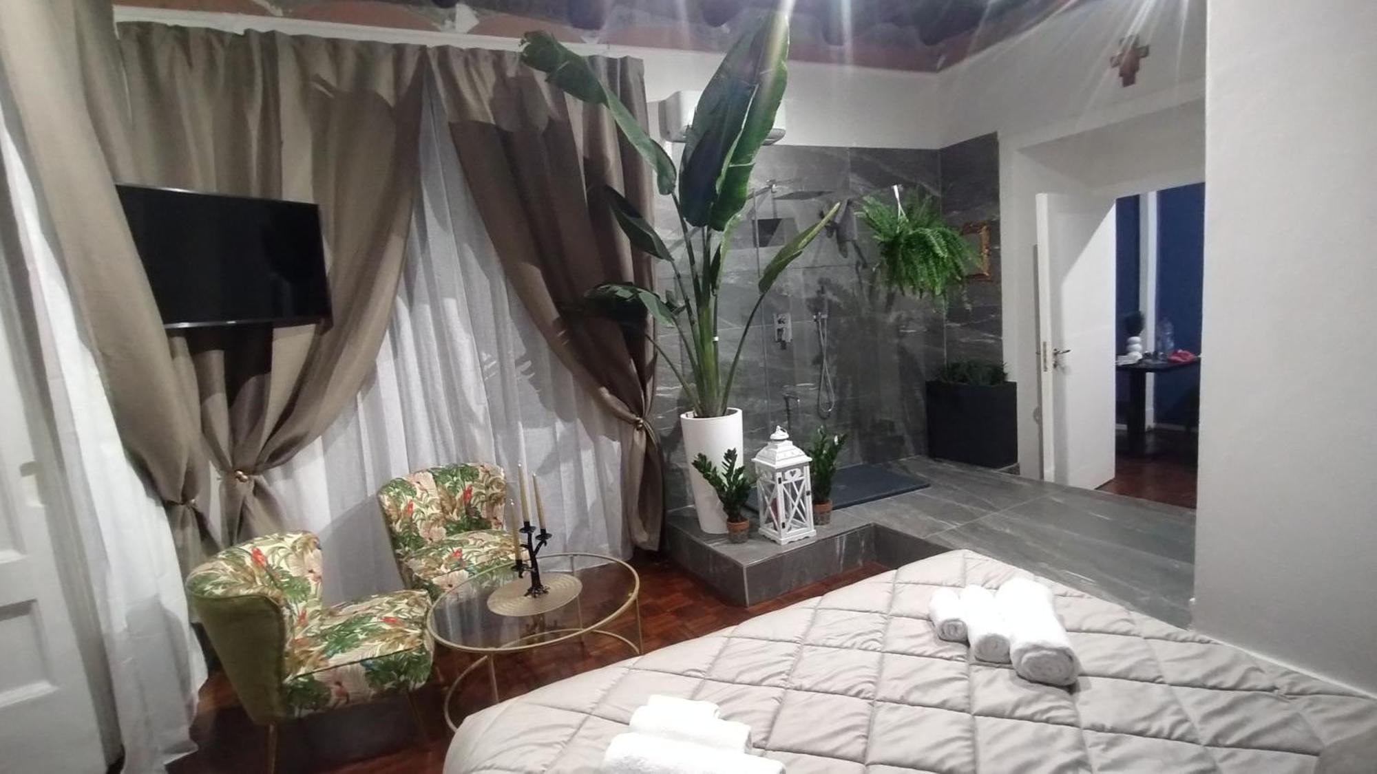 Plebiscito Suite Apartment Naples Exterior photo